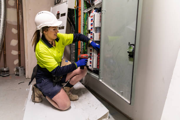  Suncrest, WA Electrician Pros